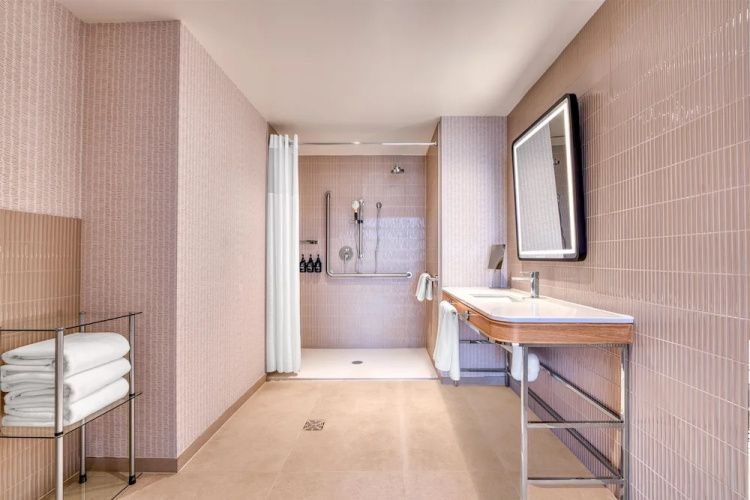 TOOR Hotel Toronto, part of JdV by Hyatt