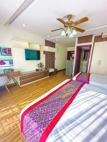 1 Bedroom Family Studio with balcony and beachfront