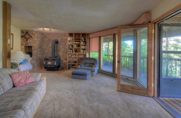 Lake View House