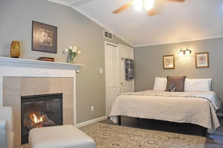 Deluxe Double Suite with golf view