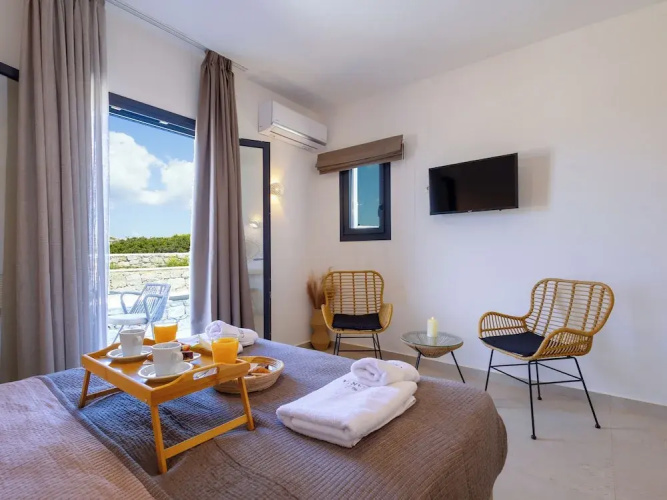 Cezaria Naxos Hotel