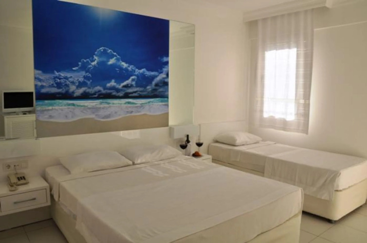 Bendis Beach HotelOver view