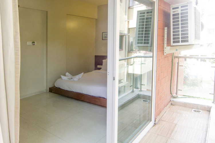 Magnus Aerith Studios, Executive Residences