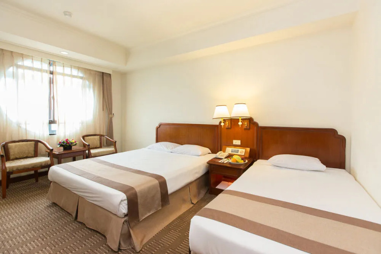 Marshal Hotel