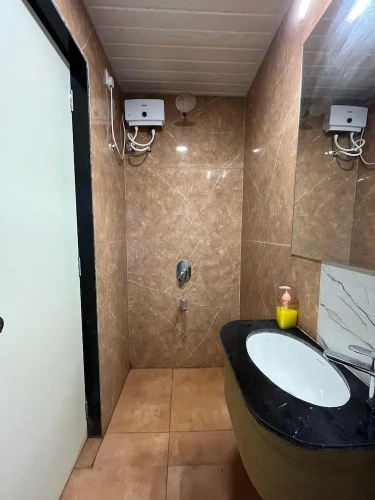 Deluxe Quadruple room with balcony and with city view