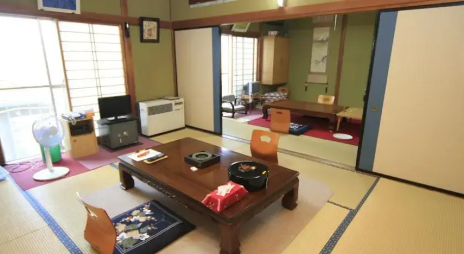 Akenoya
