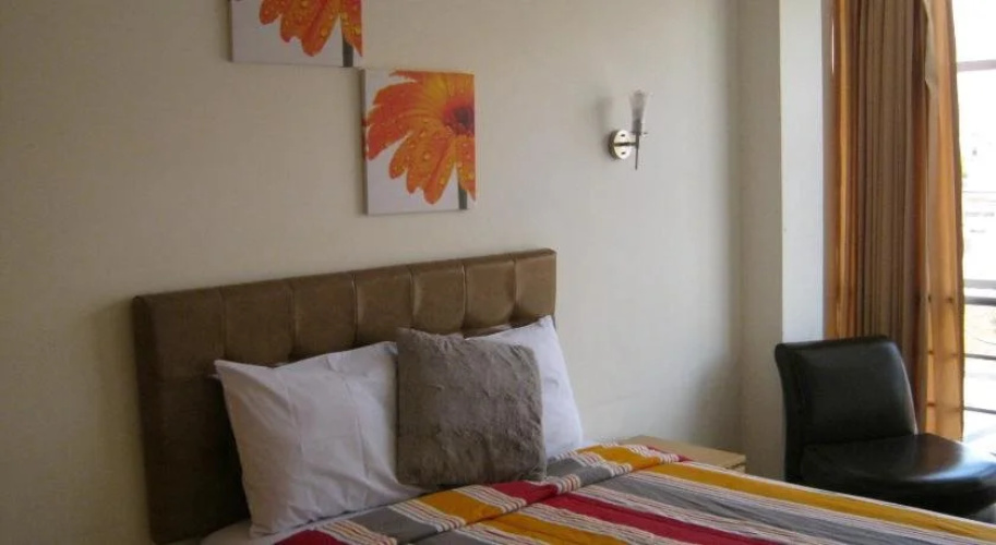 Plaza Real Hotel
