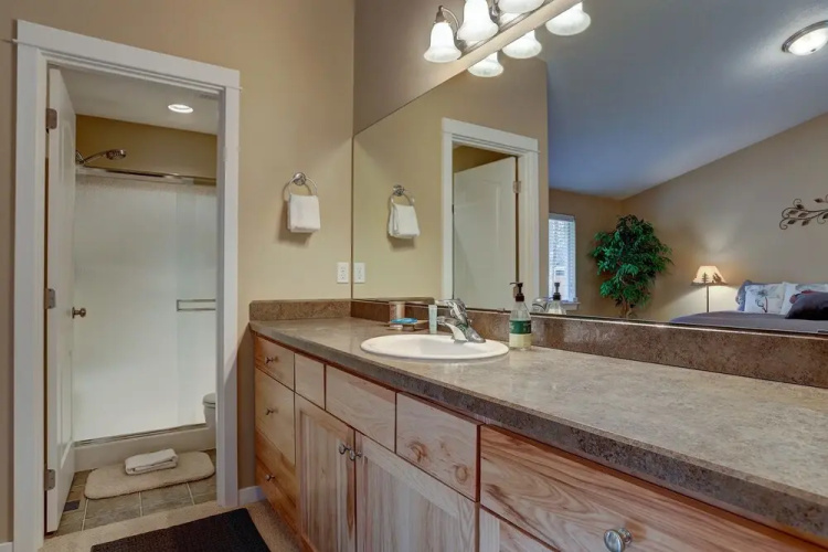 560 Marsh Hawk 3 Bedroom Home by Redawning