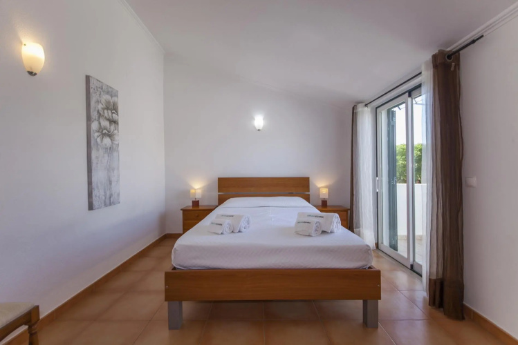A14 - Cozy Torraltinha Apartment