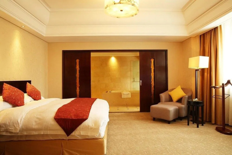 Fengdu Holiday Hotel