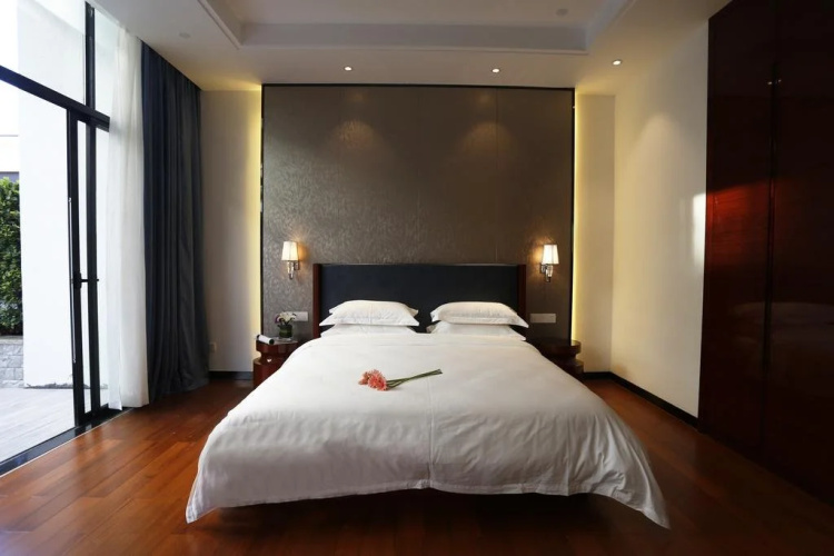 Bainaihai Hotel