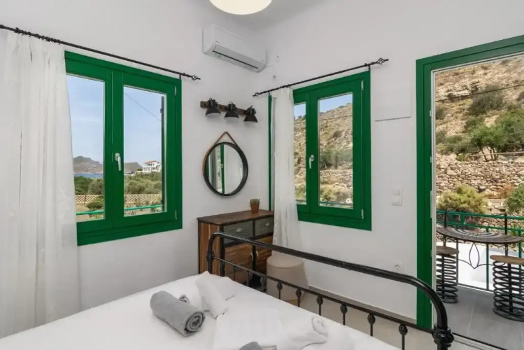 Milos Accommodations Rentals