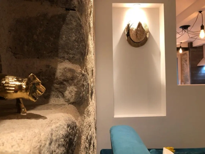 2 Bedrooms Cottage