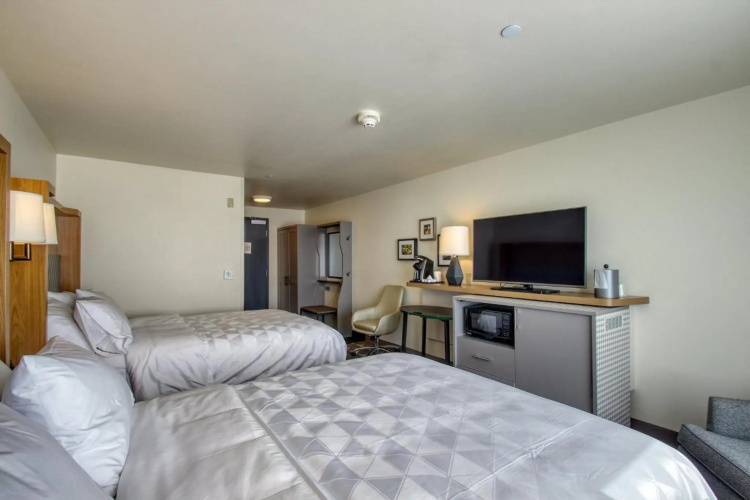Holiday Inn - Appleton, an IHG Hotel
