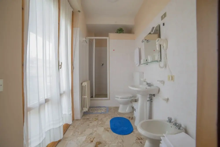 Standard Quadruple room with balcony
