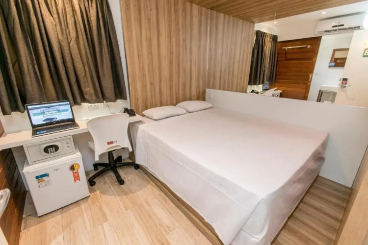 Ecco Hotel