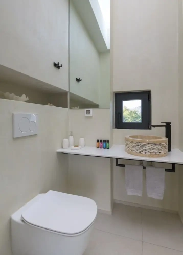 3 Bedrooms Royal Sextuple Villa