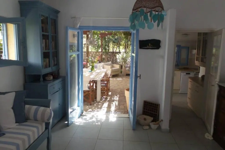 2 Bedrooms Cottage