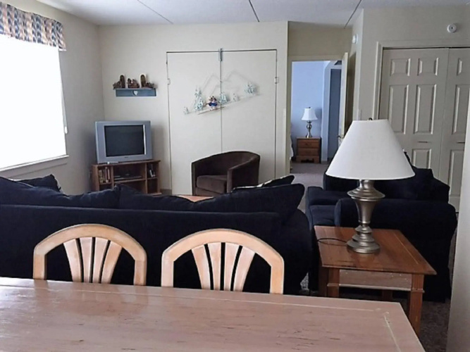 Golden Eagle Lodge