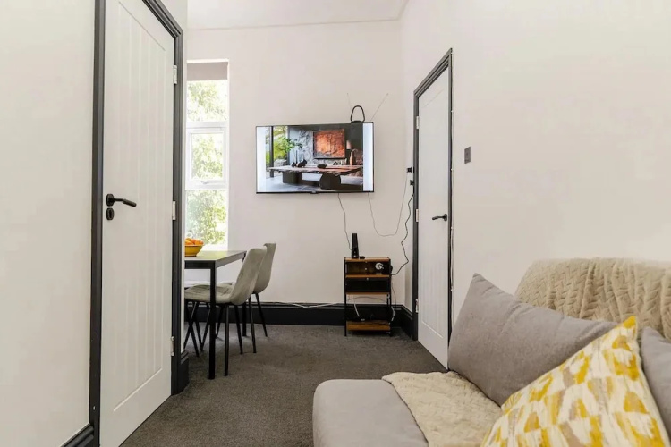 Captivating 2-bed Apartment in Birmingham