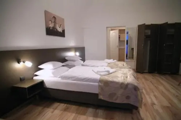 Pizza Tábor Apartman