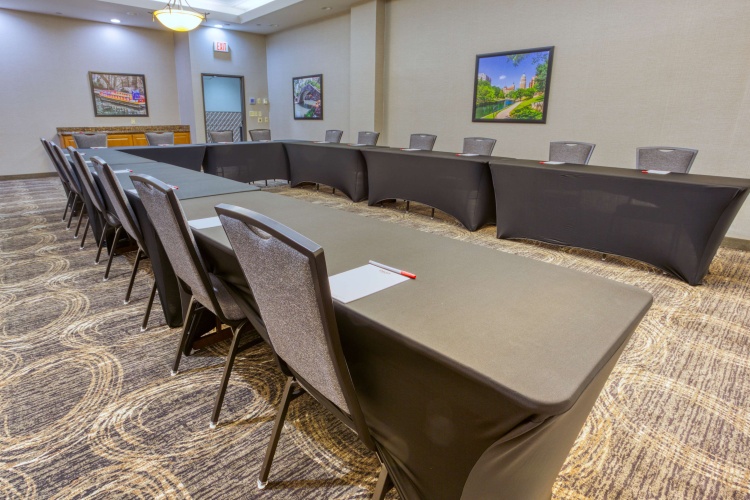 Drury Inn & Suites Near La Cantera Pkwy photo 27