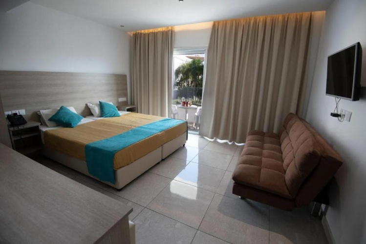 Double room with inland view