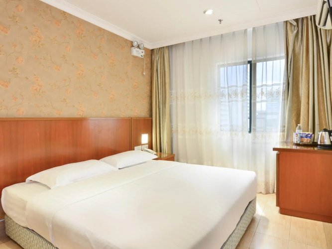 Cardogan Hotel