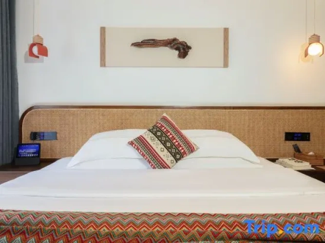 Luxury Double room with balcony and with river view