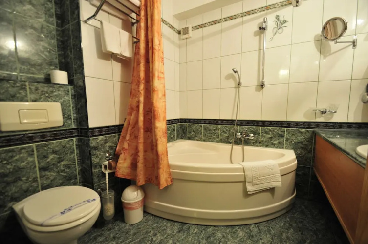 Best Western Ambassador Luxury