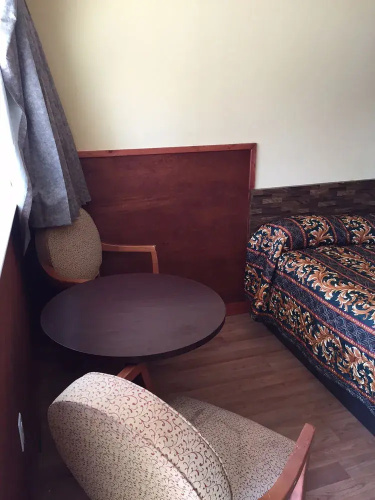 Budget Inn