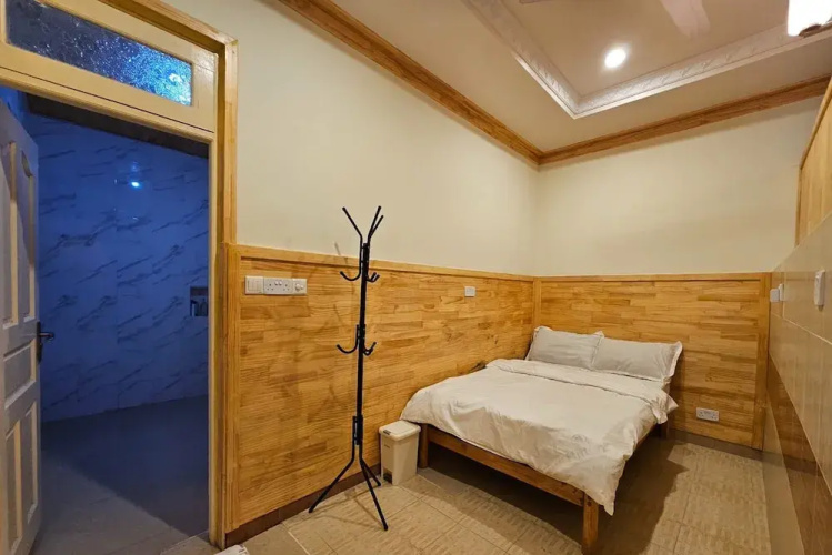 Kuri Himandhoo Inn