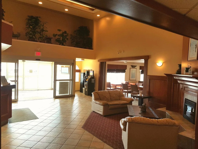 Super 8 Fort Nelson