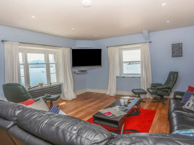 Gadlys House - Beau View