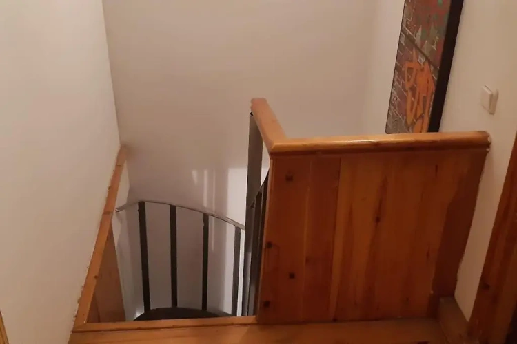 3 Bedrooms Apartment