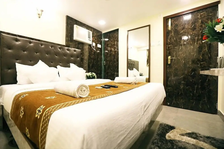 Hotel Onyx Residency