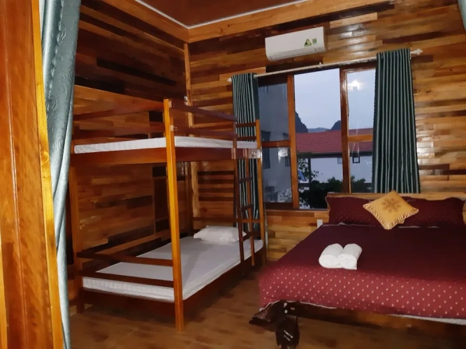 Standard Quadruple room with balcony