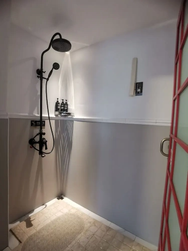 Premier room