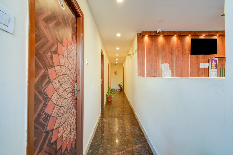 Hotel O Neredmet Road
