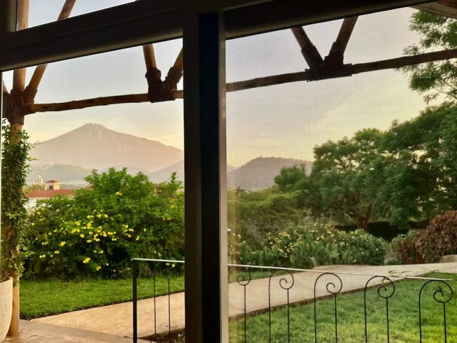 Standard Quadruple Family room with balcony and with mountain view