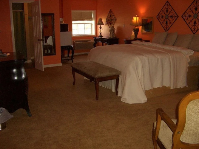 Cart Barn Inn
