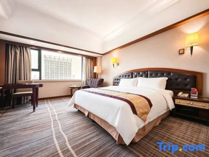 Deluxe Double Suite