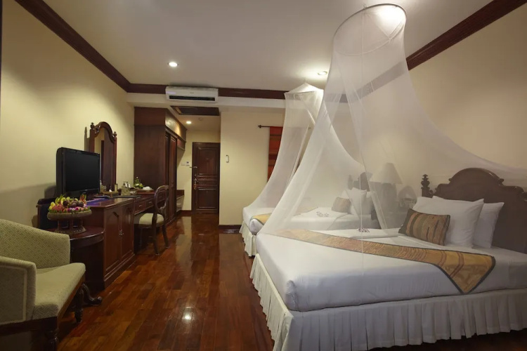 Villa Santi Resort & Spa