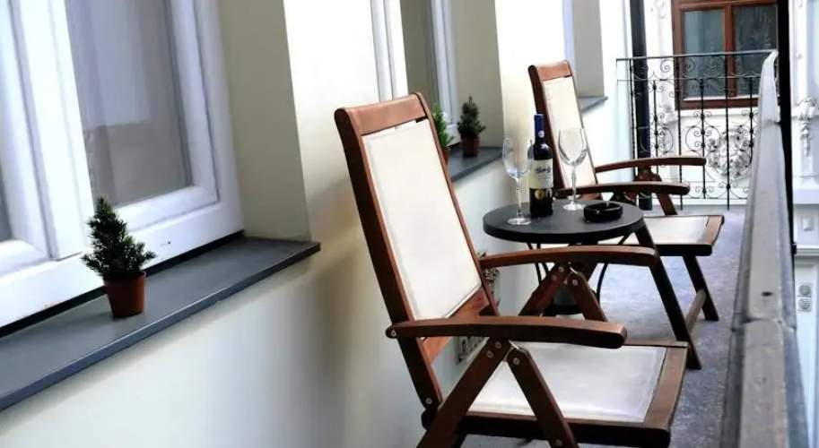 Flow Apartment