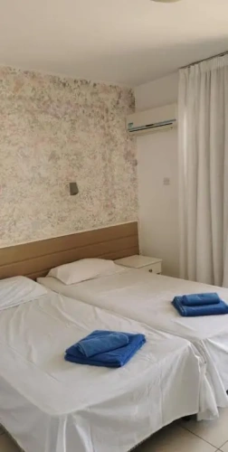 Standard Twin room with sea view