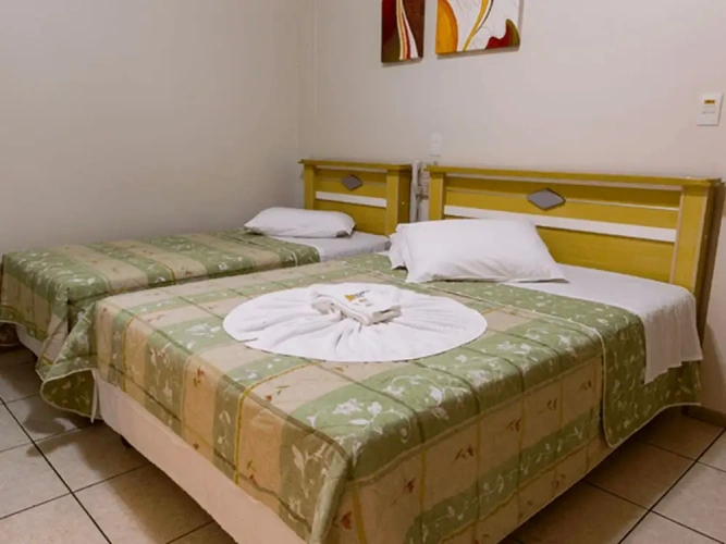 Standard Triple room