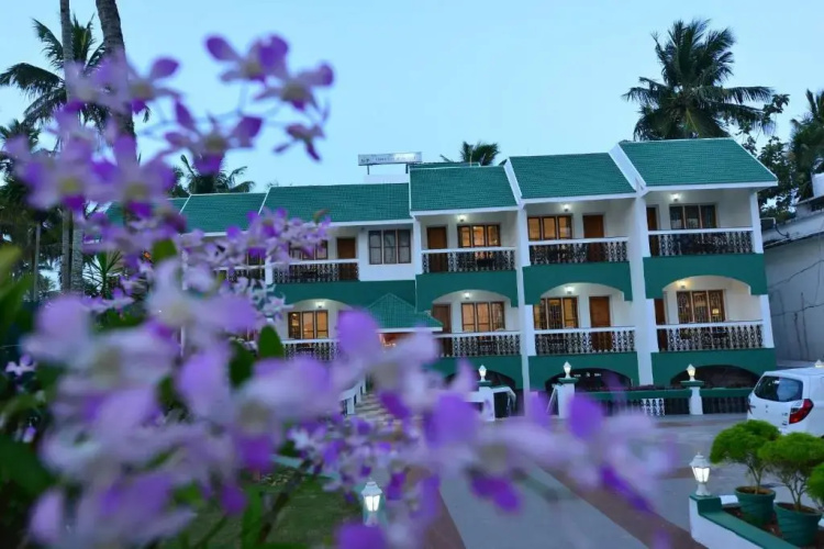 Hotel Green Palace
