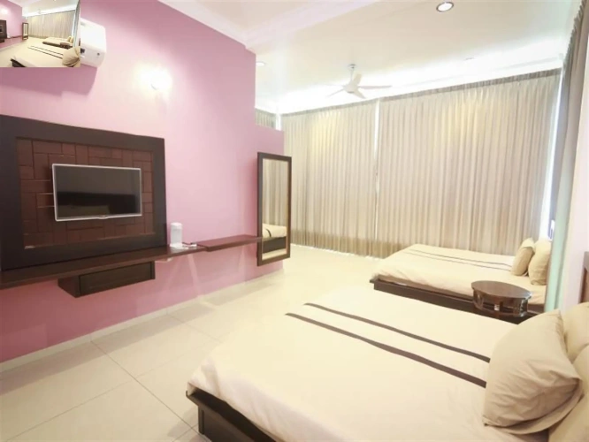 Deluxe Suite