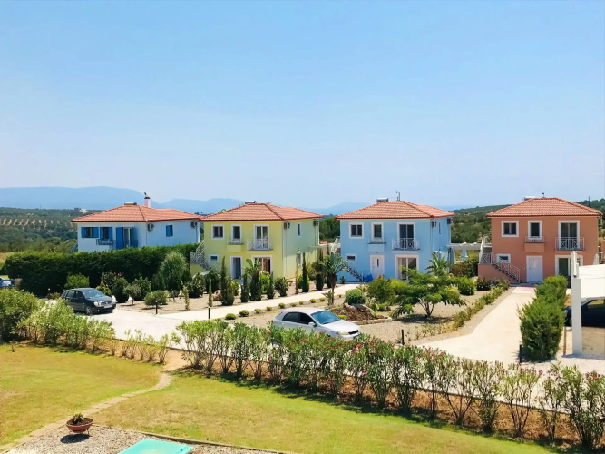 Iridia Resort