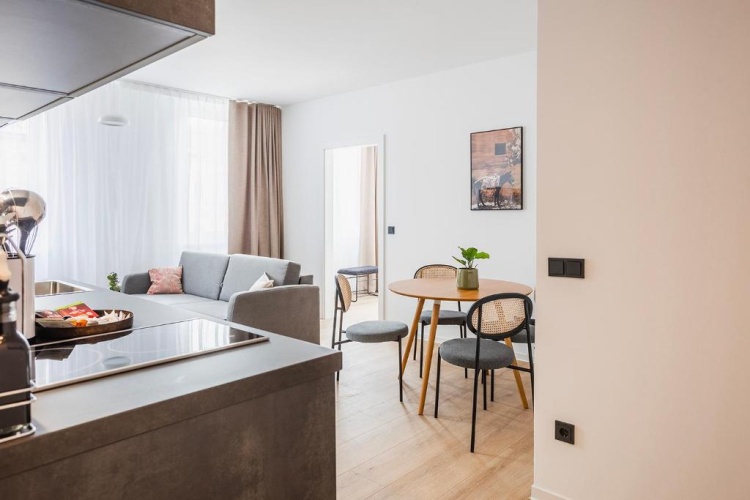 1 Bedroom Suite